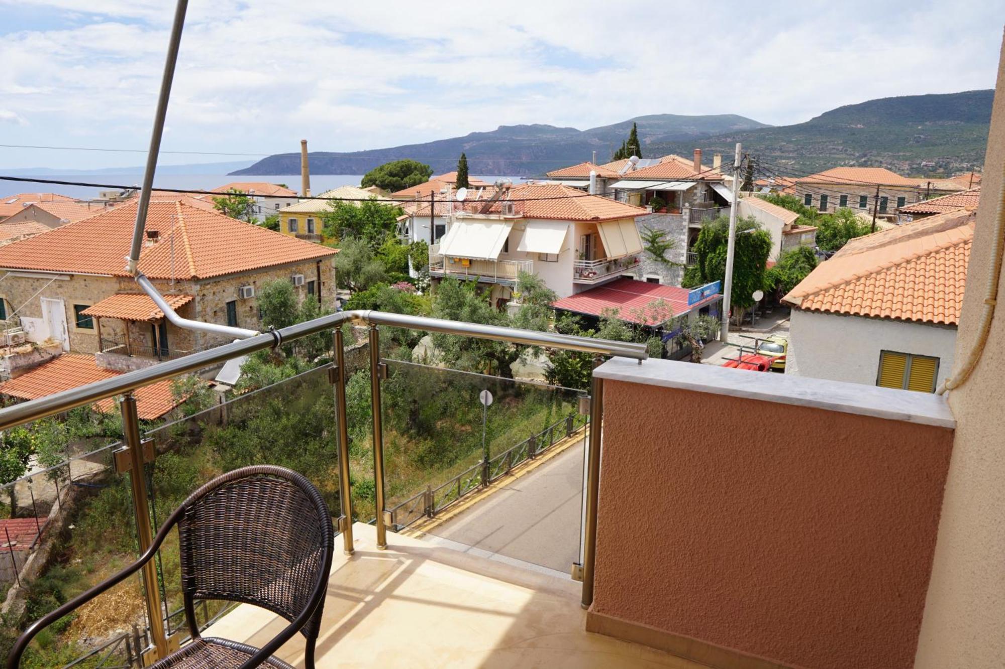 Sea And Sun Apartments 303 Ιδιωτικό Διαμέρισμα Kardamíli Kültér fotó