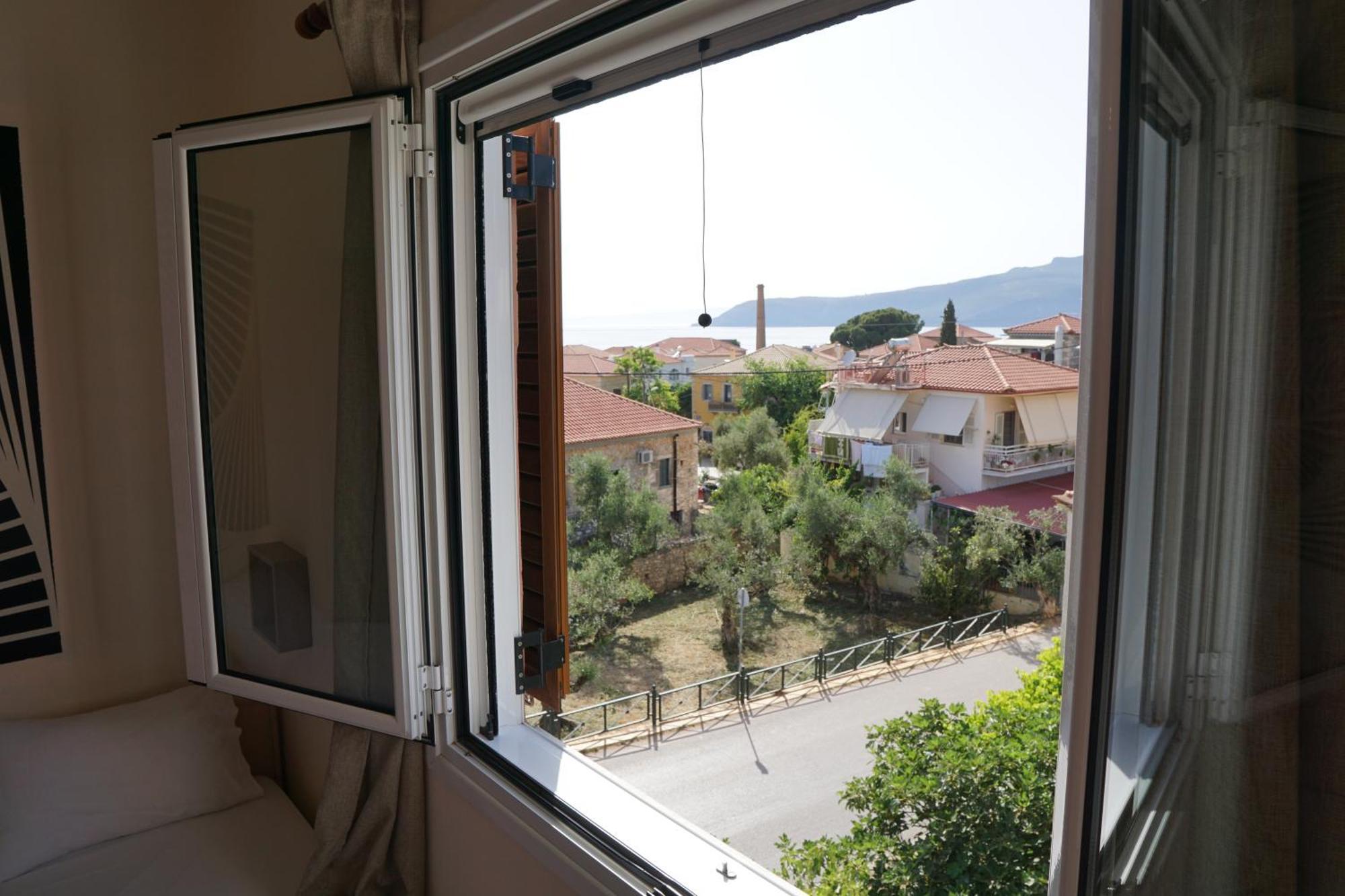 Sea And Sun Apartments 303 Ιδιωτικό Διαμέρισμα Kardamíli Kültér fotó