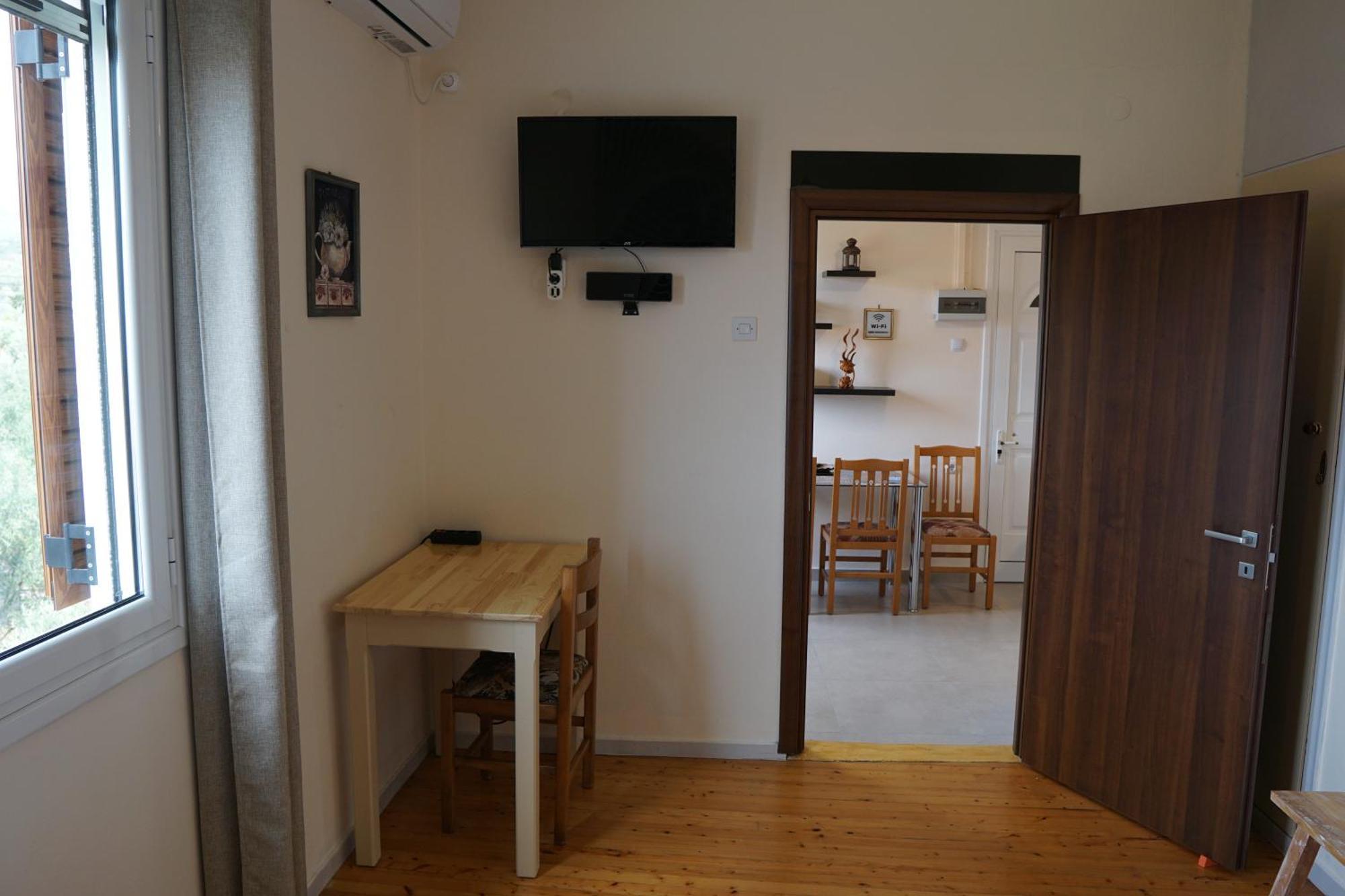 Sea And Sun Apartments 303 Ιδιωτικό Διαμέρισμα Kardamíli Kültér fotó
