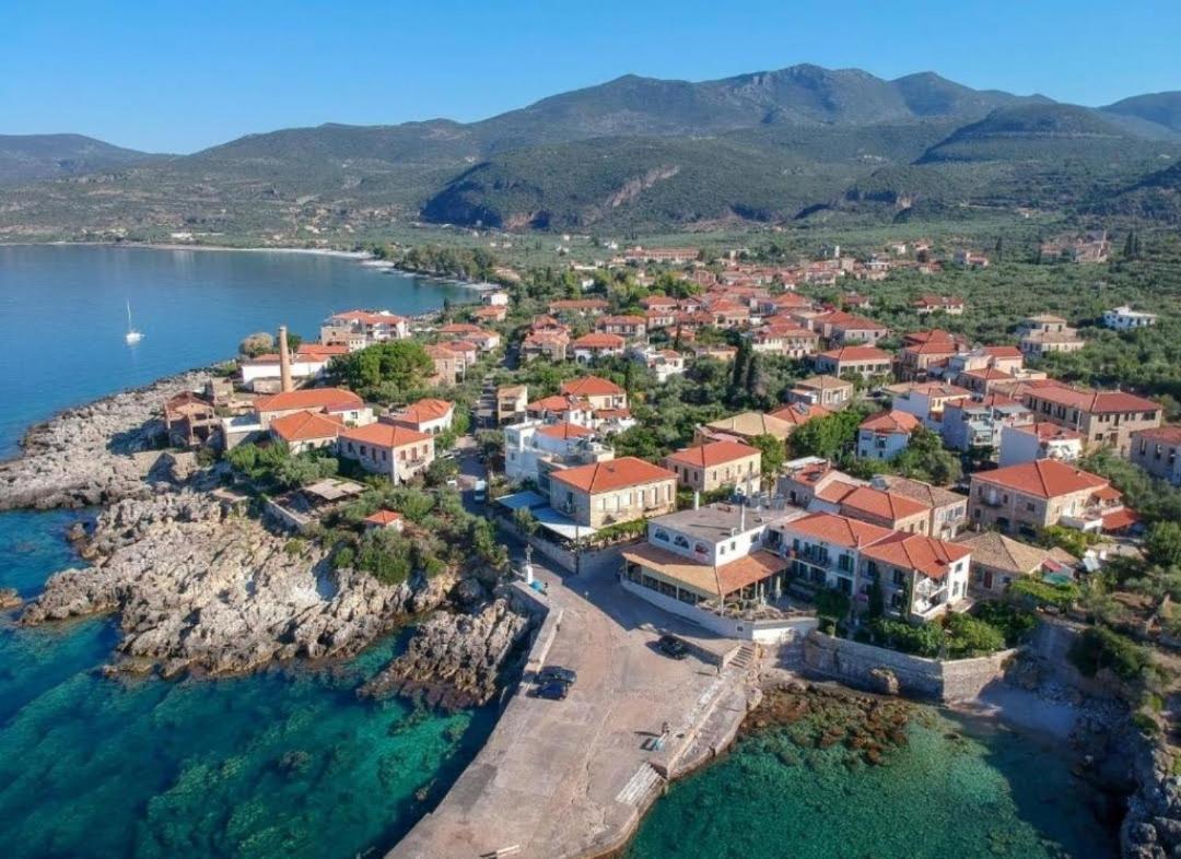 Sea And Sun Apartments 303 Ιδιωτικό Διαμέρισμα Kardamíli Kültér fotó